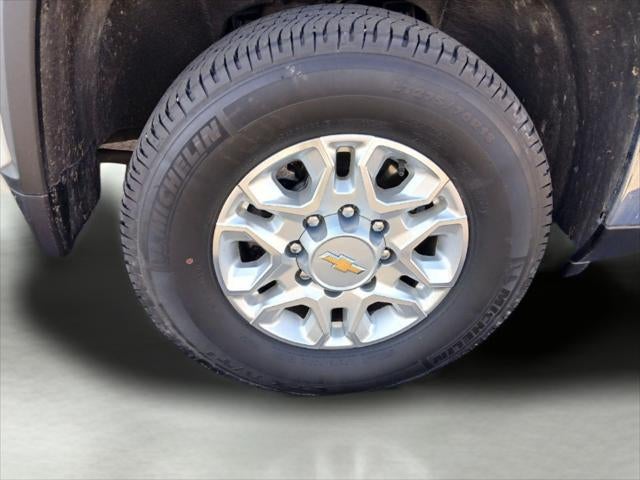 2024 Chevrolet Silverado HD LT