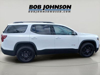 2023 GMC Acadia AT4