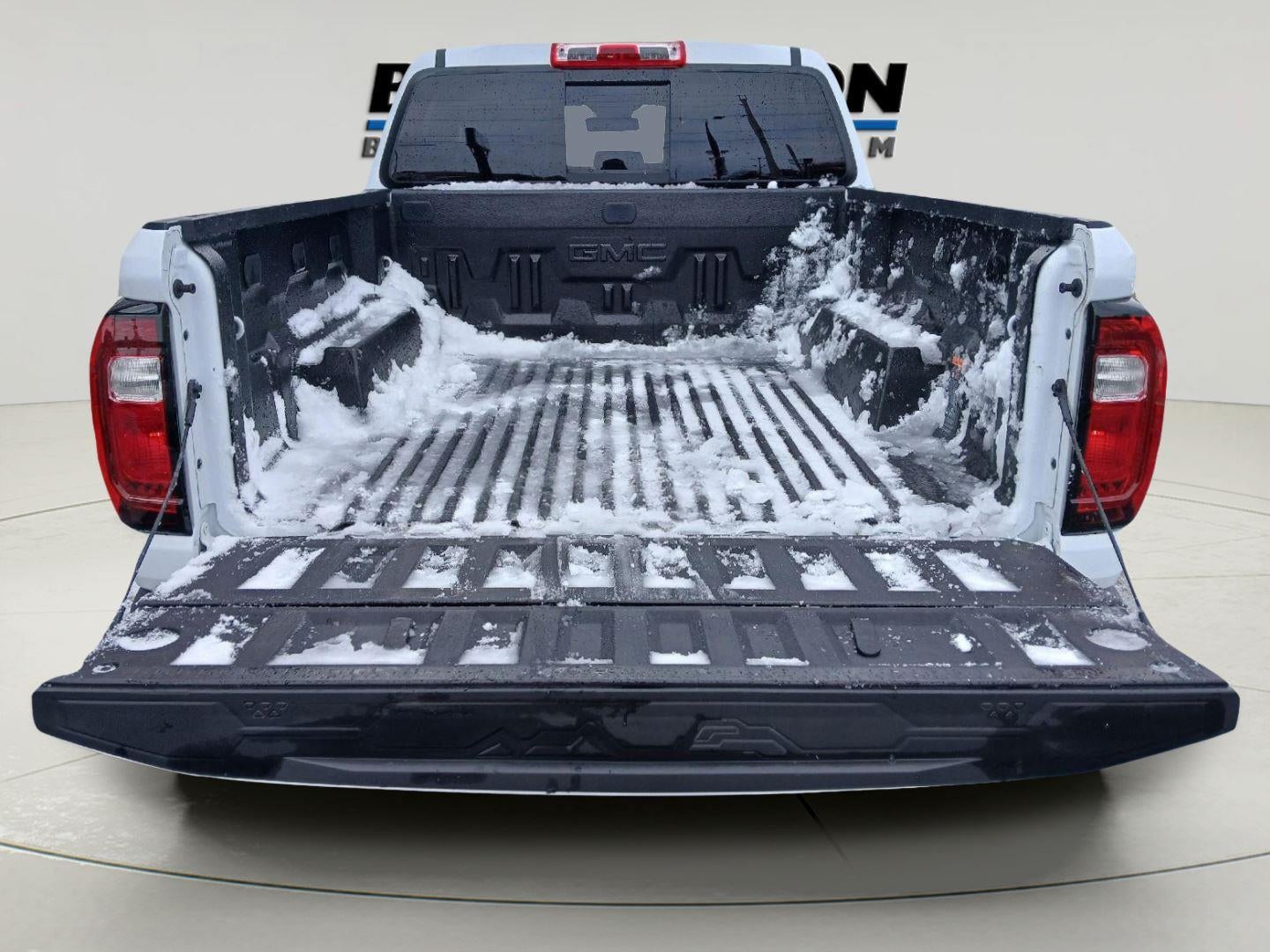 2023 GMC Canyon 4WD AT4