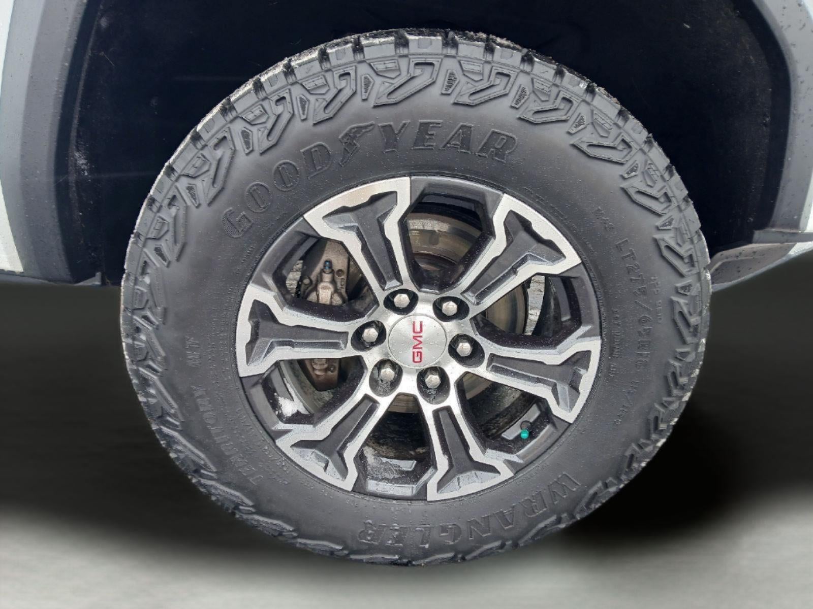 2023 GMC Canyon 4WD AT4