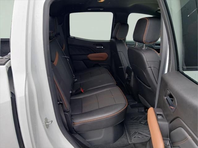 2023 GMC Canyon 4WD AT4