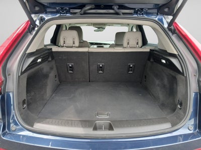 2022 Cadillac XT4 AWD Luxury