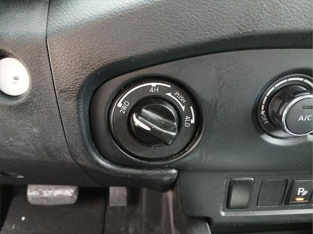 2022 Nissan Frontier S