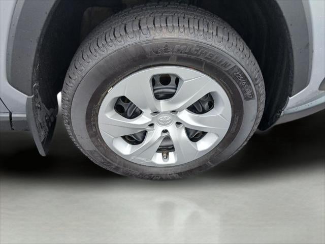 2023 Toyota RAV4 LE AWD