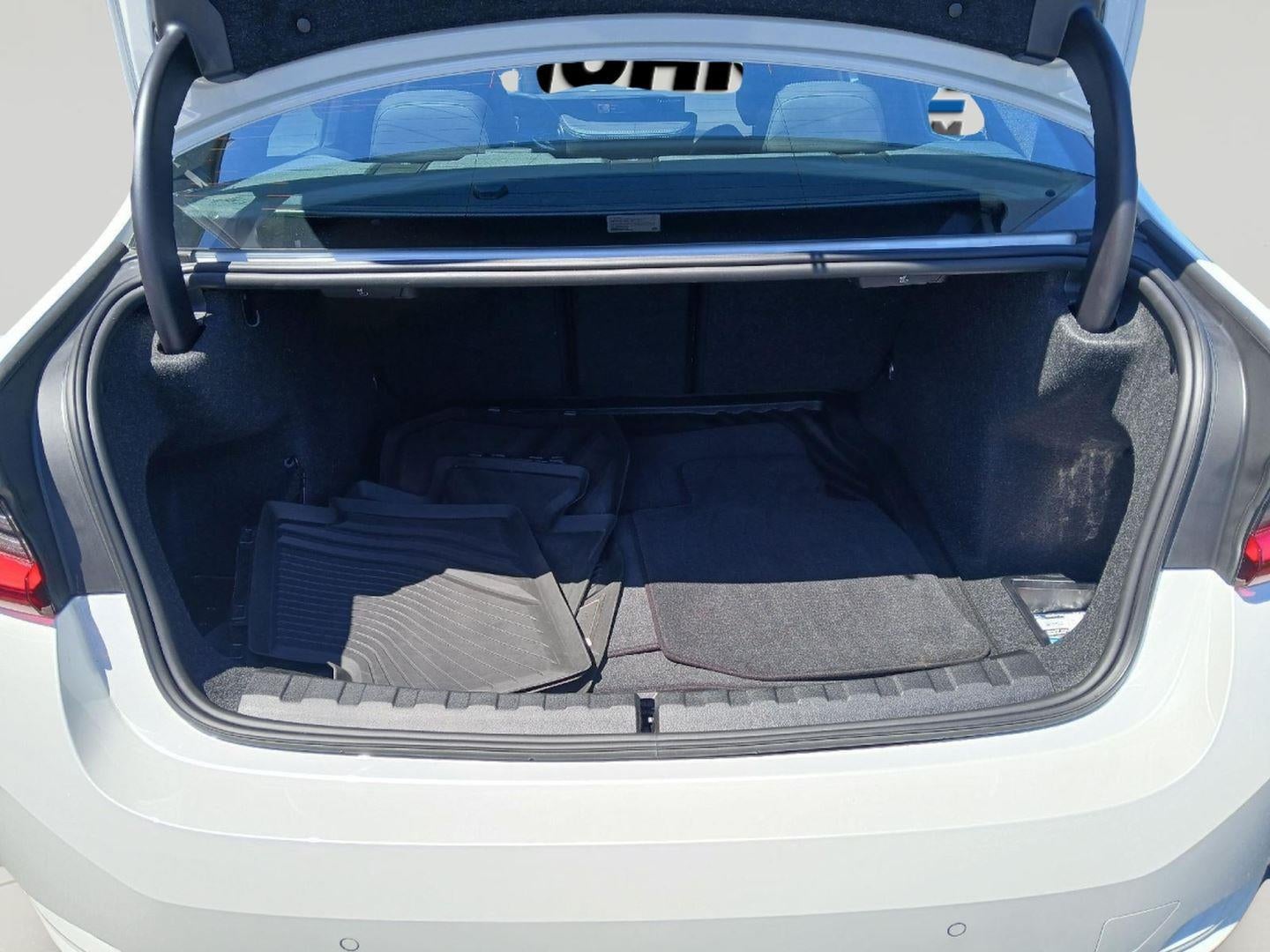 2025 BMW 330i 330i xDrive