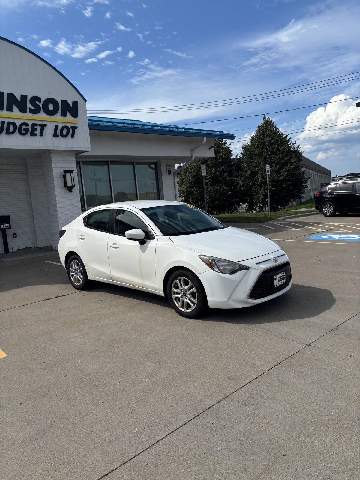 2017 Toyota Yaris iA Base