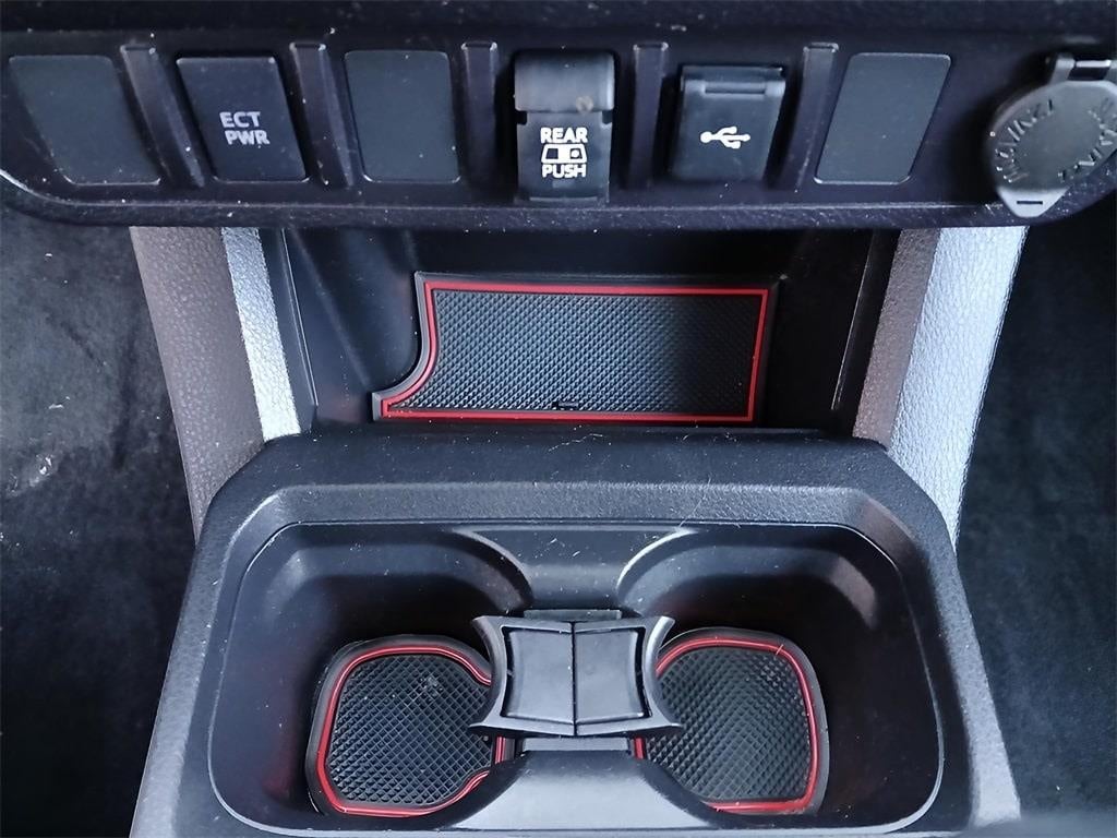 2023 Toyota TACOMA SR5 SR5 V6