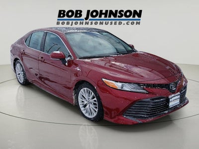 2019 Toyota CAMRY XLE