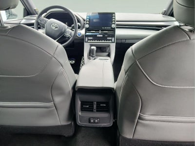 2019 Toyota Avalon Hybrid XSE
