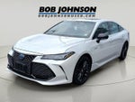 2019 Toyota Avalon Hybrid XSE