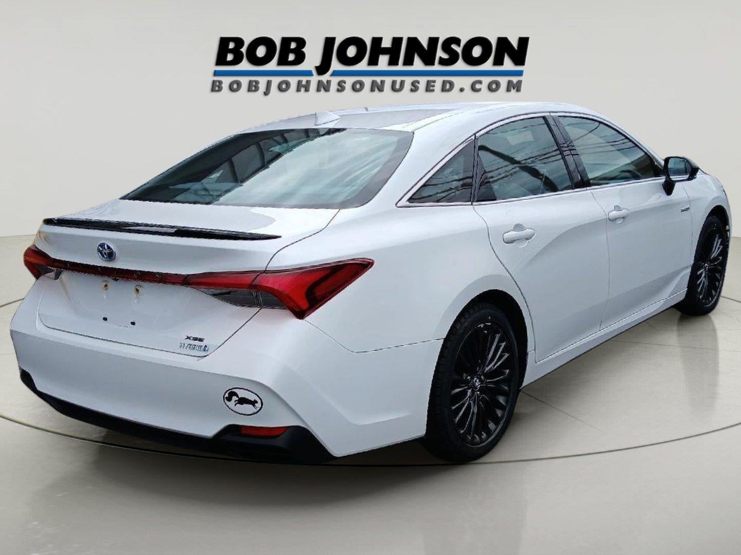 2019 Toyota Avalon Hybrid XSE