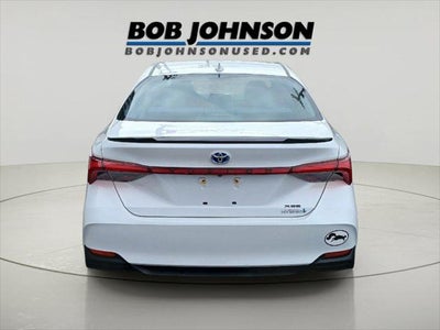 2019 Toyota Avalon Hybrid XSE