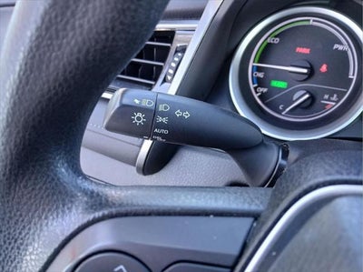 2022 Toyota CAMRY Hybrid LE