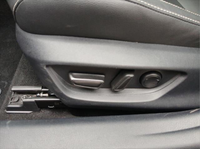 2025 Toyota Camry SE AWD