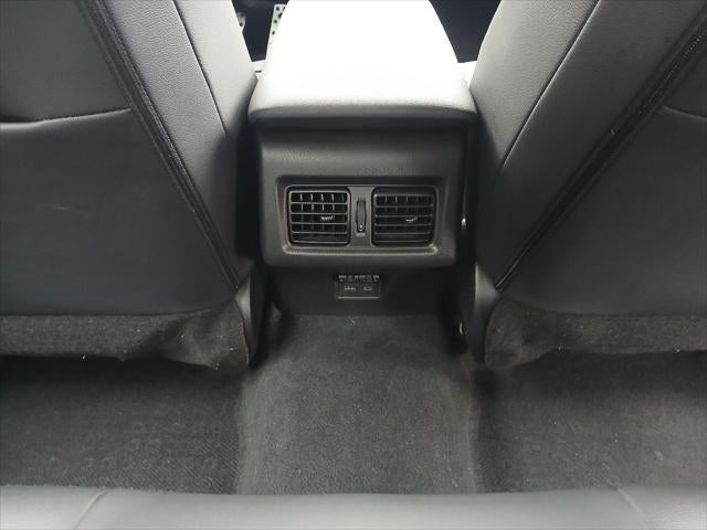 2025 Toyota Camry SE AWD