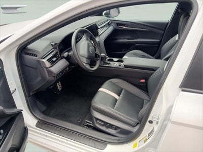 2025 Toyota Camry SE AWD