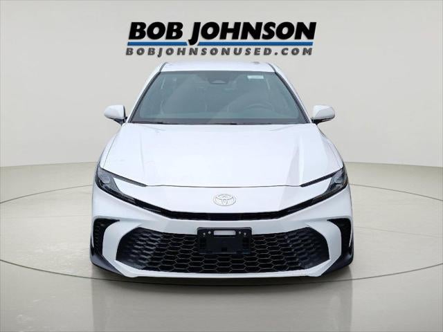 2025 Toyota Camry SE AWD