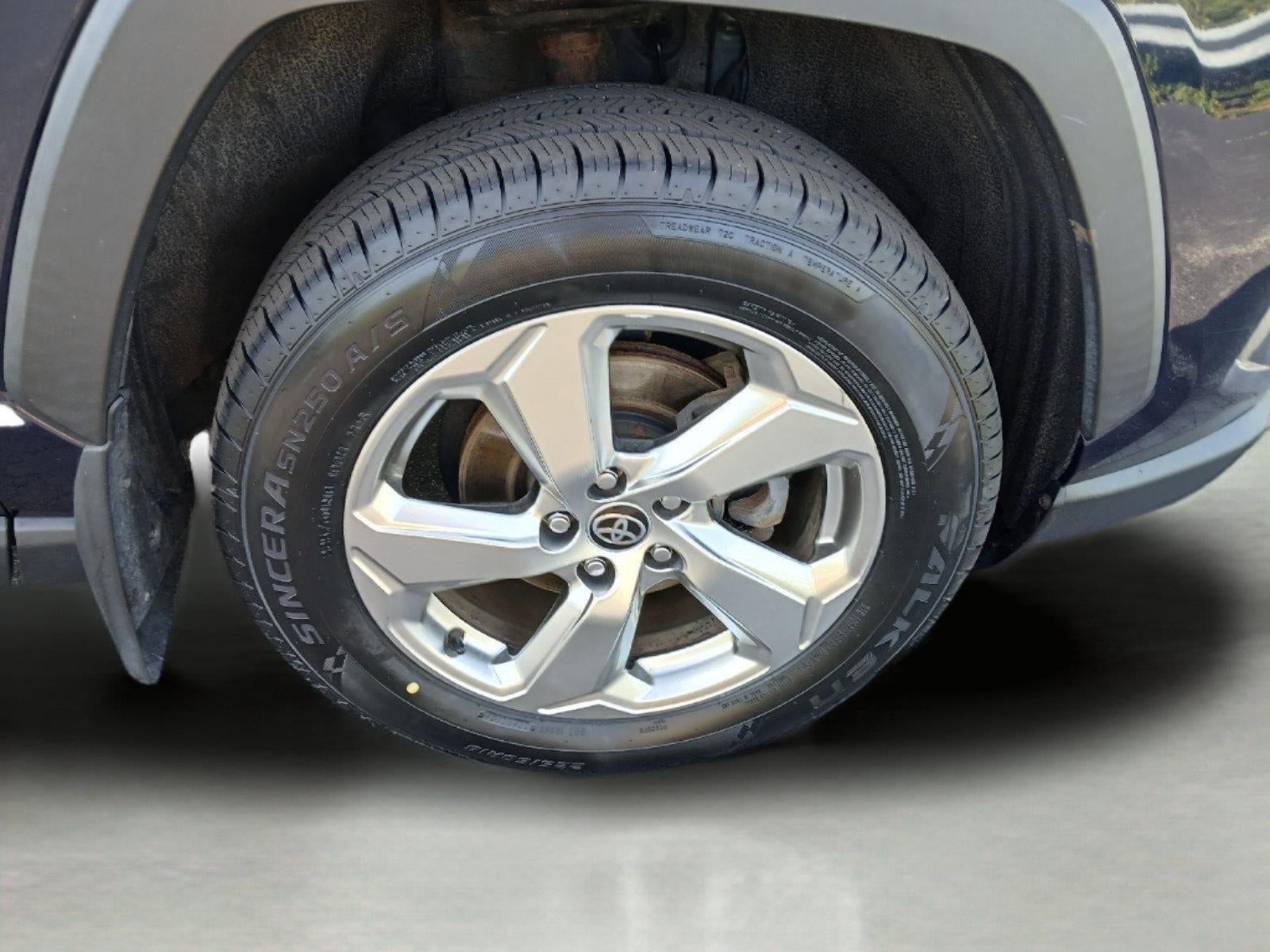 2021 Toyota Rav4 Hybrid XLE Premium