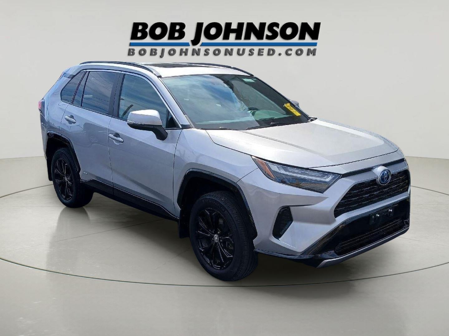 2022 Toyota RAV4 Hybrid SE