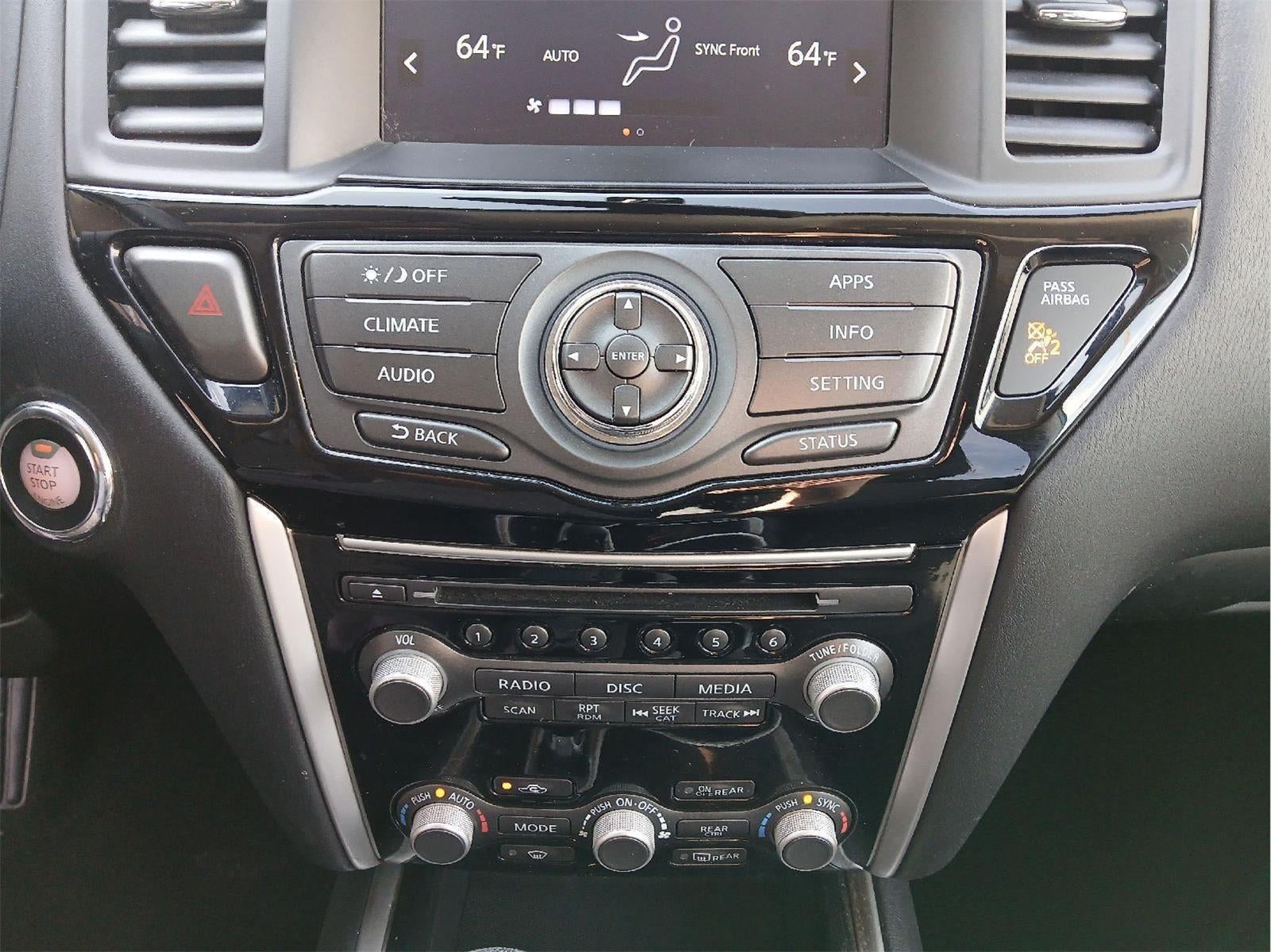 2020 Nissan Pathfinder SV