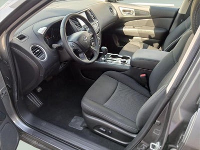 2020 Nissan Pathfinder SV