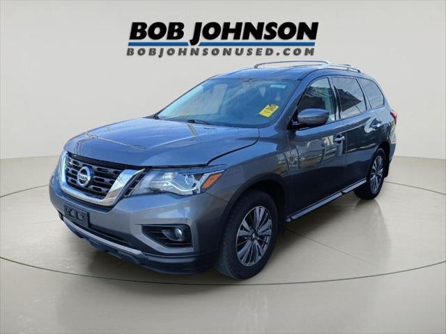 2020 Nissan Pathfinder SV