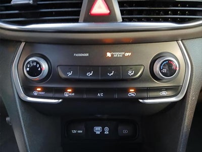 2020 Hyundai Santa Fe SE