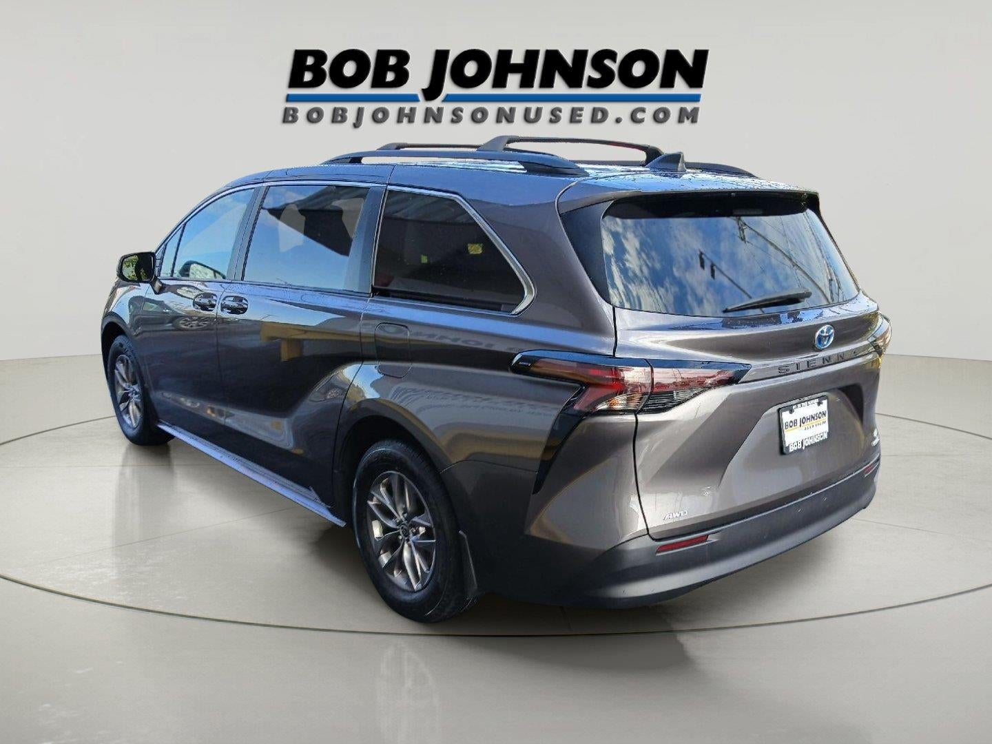 2024 Toyota Sienna LE 8-Passenger