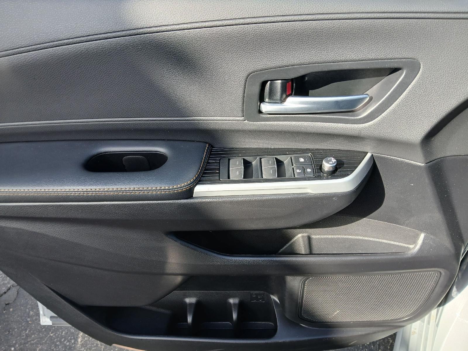 2025 Toyota Sienna Woodland Edition