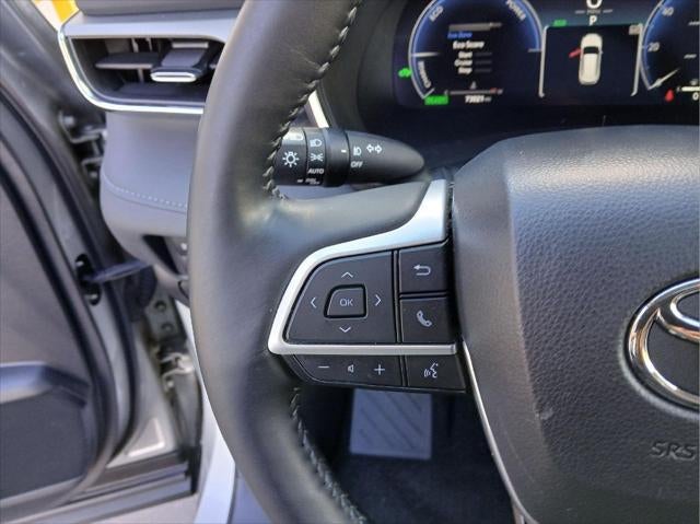 2023 Toyota Highlander Hybrid Platinum