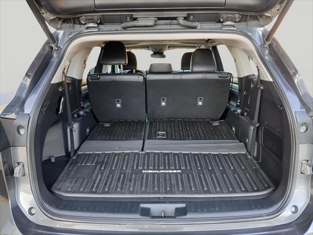 2022 Toyota HIGHLANDER HYBRD XLE