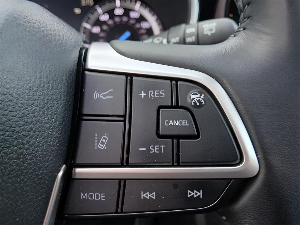 2022 Toyota HIGHLANDER HYBRD XLE