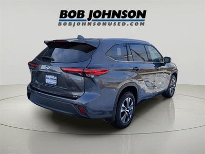 2022 Toyota HIGHLANDER HYBRD XLE