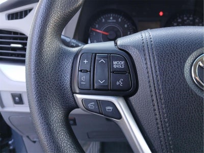 2015 Toyota SIENNA LE 3.5L LE 7-Passenger