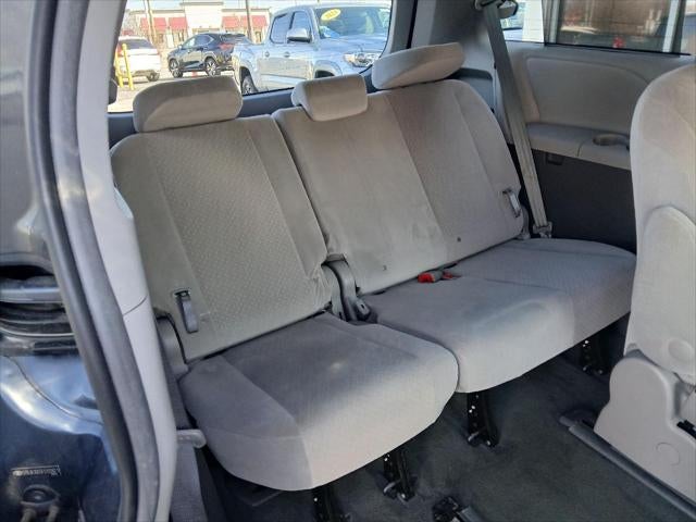 2015 Toyota SIENNA LE 3.5L LE 7-Passenger