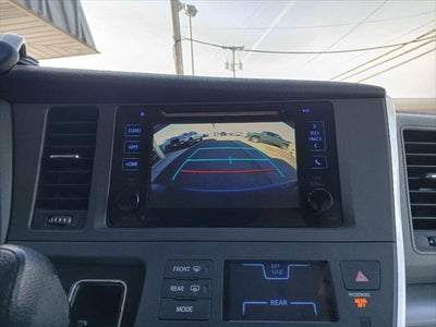 2015 Toyota SIENNA LE 3.5L LE 7-Passenger