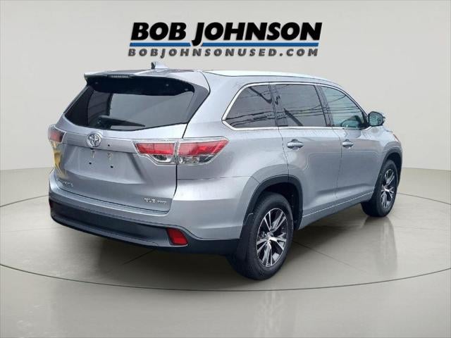 2016 Toyota HIGHLANDER XLE