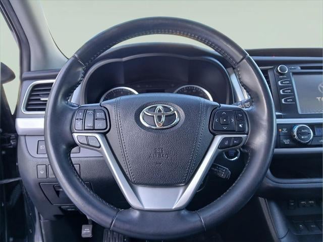 2019 Toyota HIGHLANDER SUV
