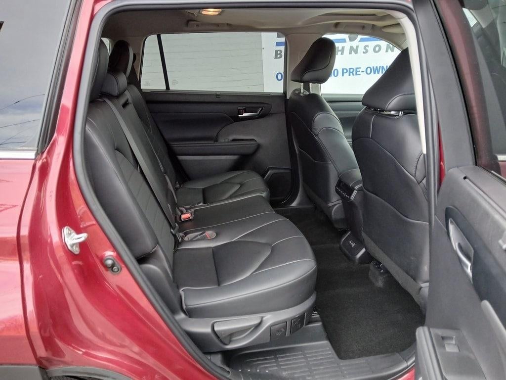 2023 Toyota HIGHLANDER XLE