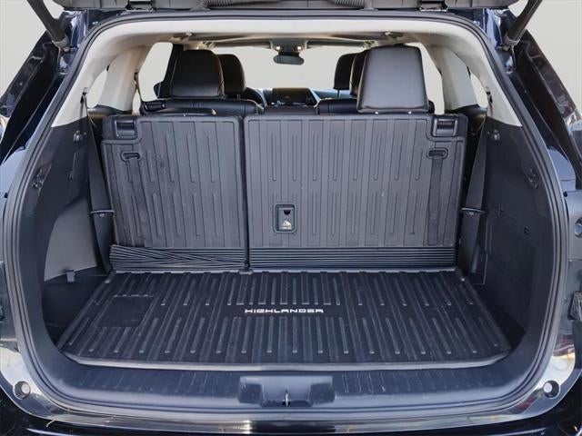 2023 Toyota HIGHLANDER SUV