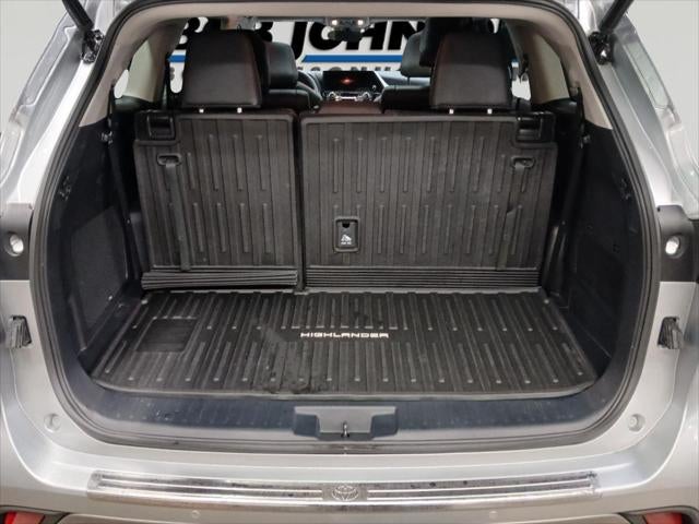 2023 Toyota HIGHLANDER Platinum