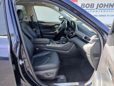 2025 Toyota Highlander Platinum