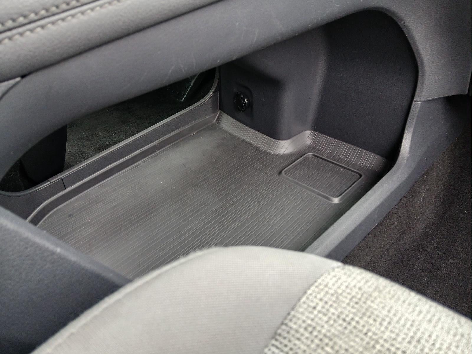 2022 Toyota Sienna LE