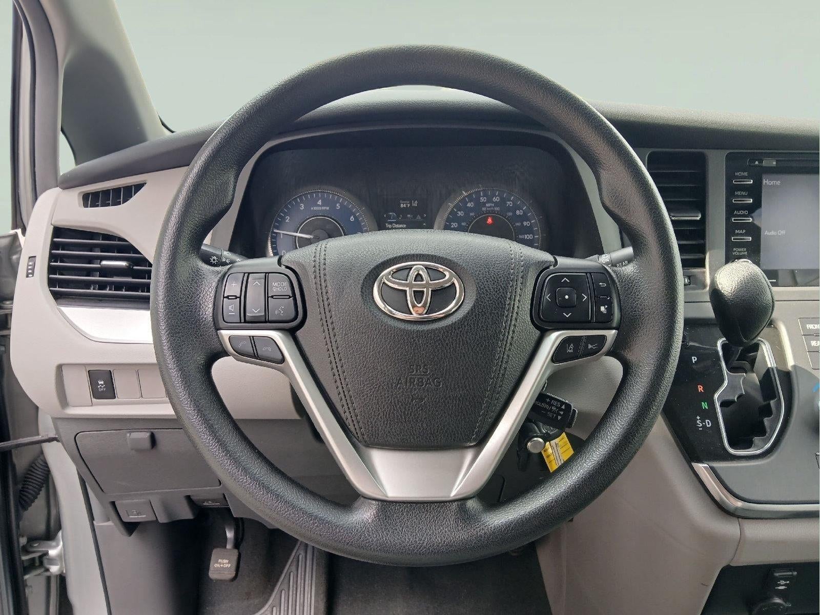 2019 Toyota Sienna LE 8-Passenger