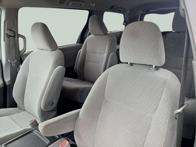 2019 Toyota Sienna LE 8-Passenger