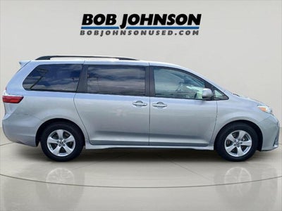2019 Toyota Sienna LE 8-Passenger