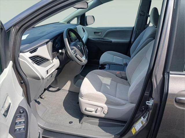 2020 Toyota Sienna LE 8-Passenger