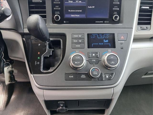 2020 Toyota Sienna LE 8-Passenger