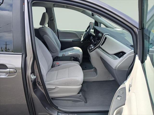2020 Toyota Sienna LE 8-Passenger