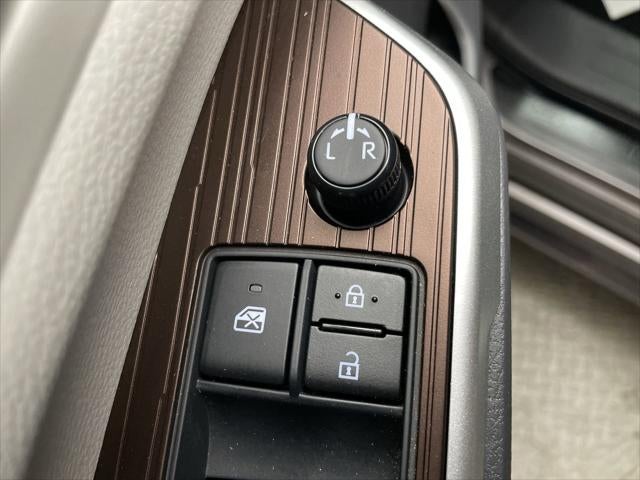 2023 Toyota Sienna XLE 8-Passenger